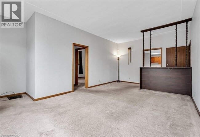 Photo - 162 East St Unit 1