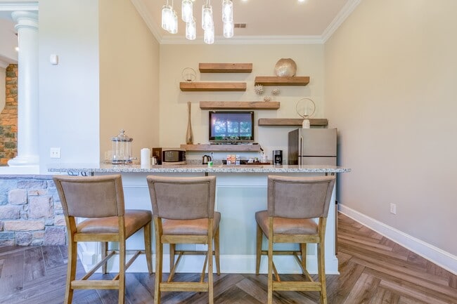 Clearbrook Apartments