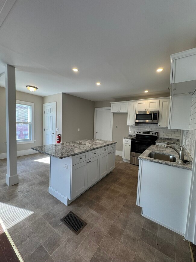 20 Orchard St Unit 2