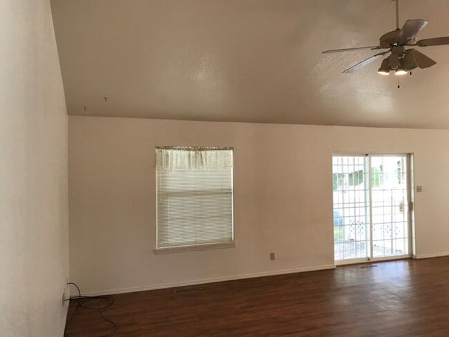 Photo - 612 Navajo Loop