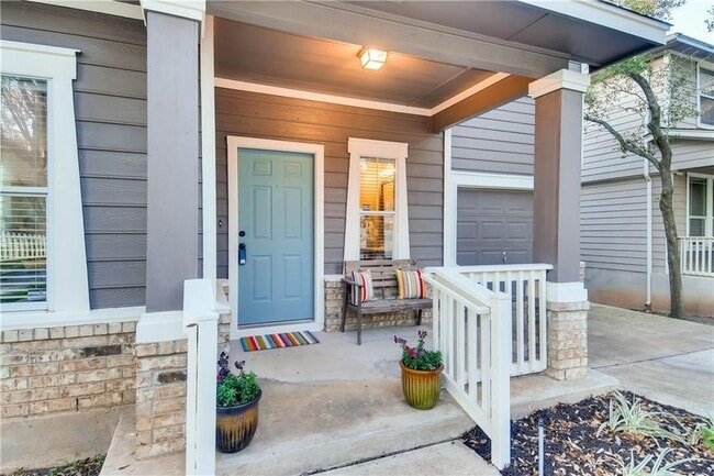 Photo - 903 Peyton Pl