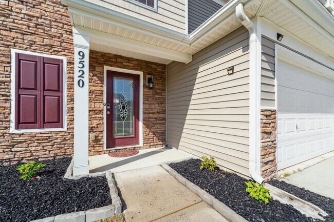 Photo - 9520 Mintworth Ave