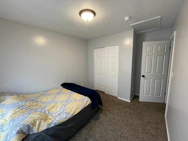 Photo - 1634 N 725 W