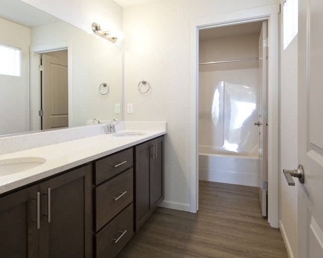 Photo - Cottages at Tullamore