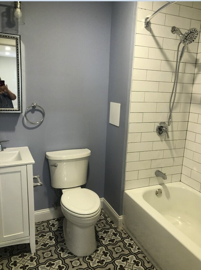 Photo - 7 Ashford St Unit 2