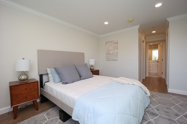 Photo - 1400 Centre St Unit 303