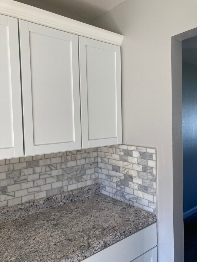 401 Simonson St Unit 401