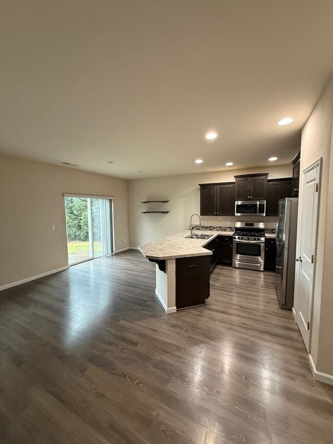 12622 NE 49th Way