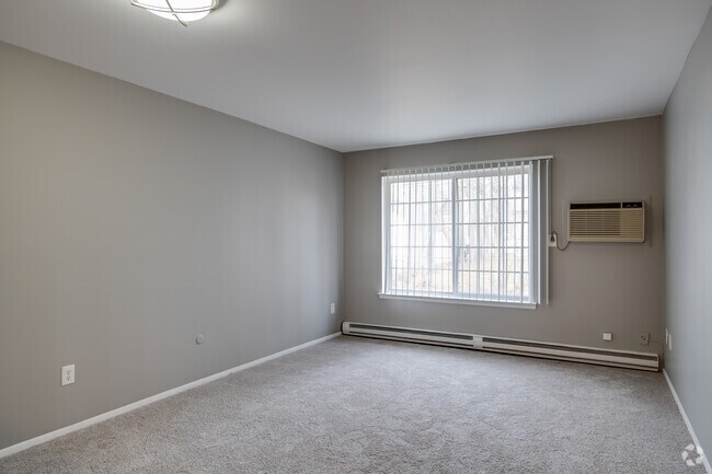 1BR, 1BA - 600SF - Metropolitan Oxford Flats