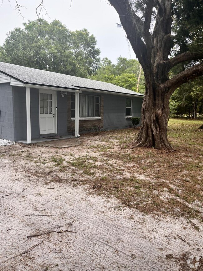 Building Photo - 3 bedroom in Yulee FL 32097 Rental