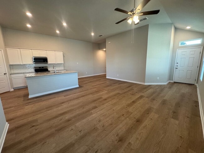 Photo - Stunning 4x3 Luxury Duplex in Buda, TX!