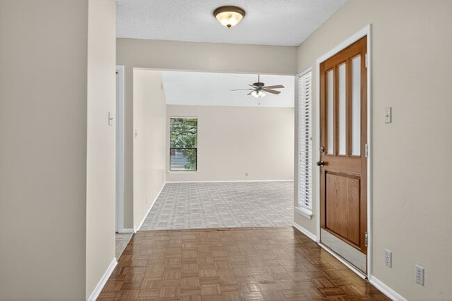 Photo - 145 E Summit Ave
