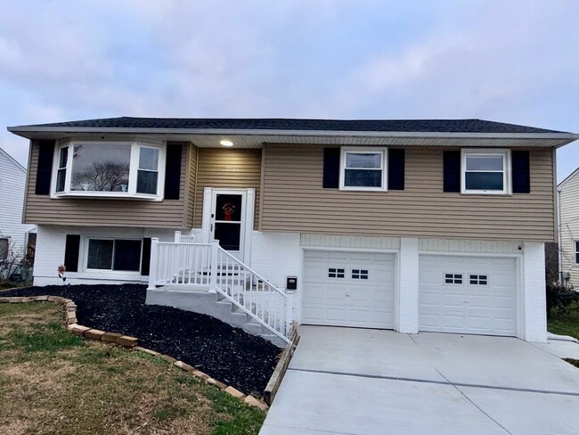 Building Photo - 256 S Dillwyn Rd