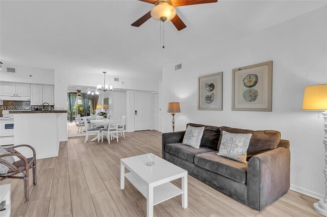 19501 E Country Club Dr Unit 9101