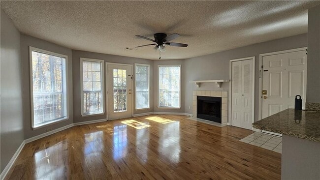 Photo - 1313 Red Deer Way Unit 253