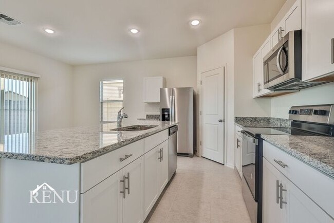 Photo - 35564 W San Capistrano Ave