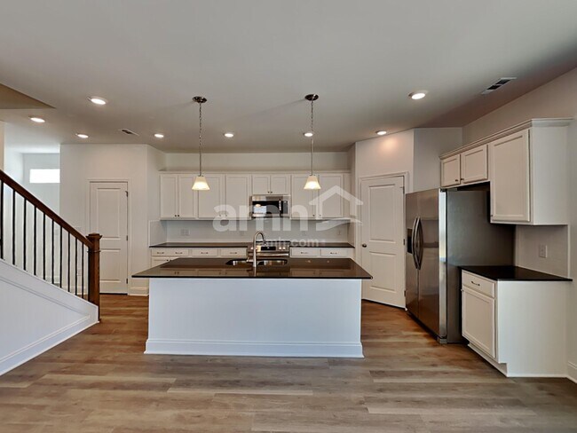 Photo - 205 Marin Dr