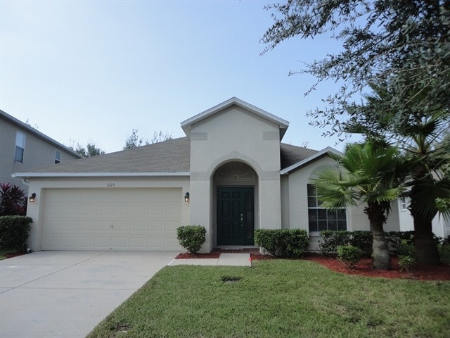 Building Photo - 3213 Dunstable Dr