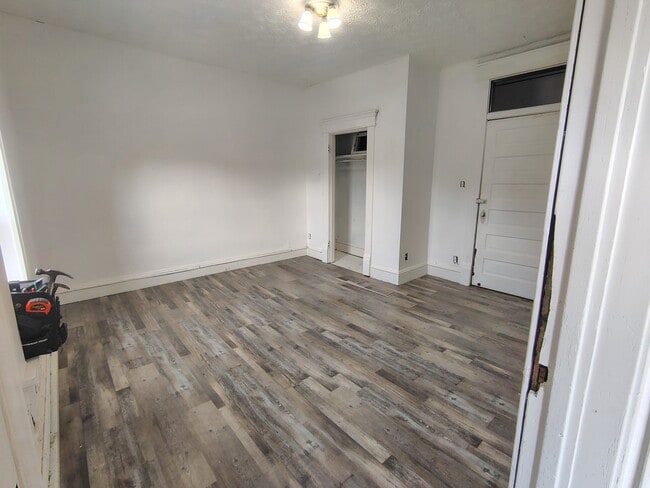 1330 I St Unit F