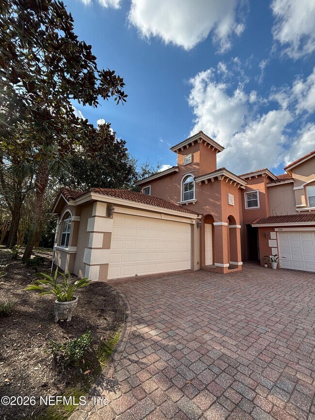 Photo - 134 Hidden Palms Ln Unidad 201