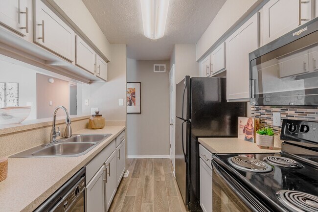 Photo - Pinehurst Place Apartments