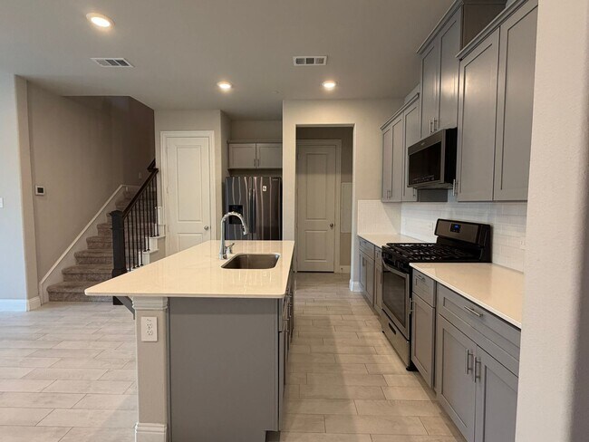 Photo - 624 Hutchinson Ln Apartamento Unidad 624 Hutchinson Lane-Simon