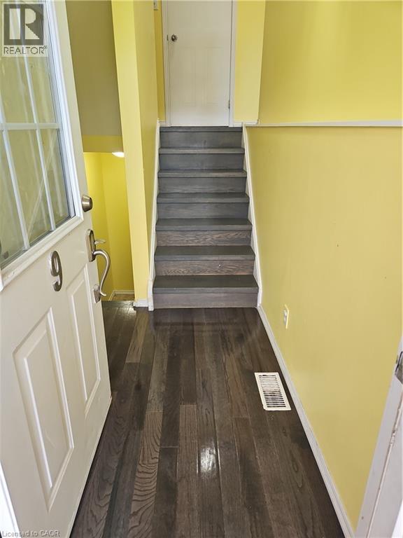 Photo - 600 White Elm Blvd