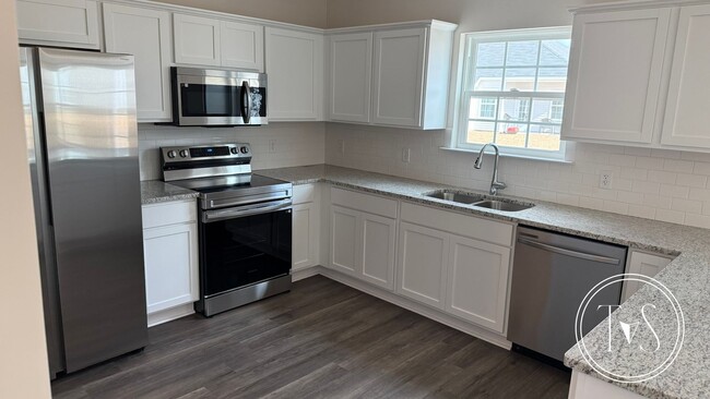 Photo - 71 Juniper Dr