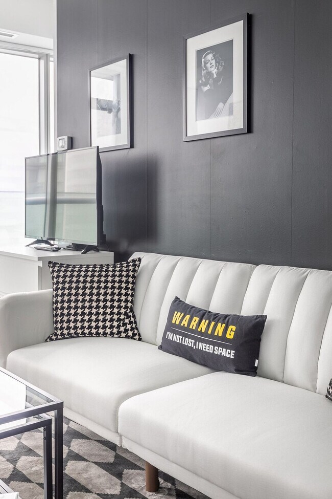 Photo - 120 Bremner Blvd Unit ID1345842P