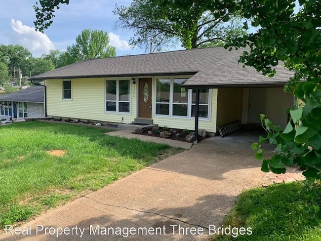 Building Photo - 1347 Samoa Dr