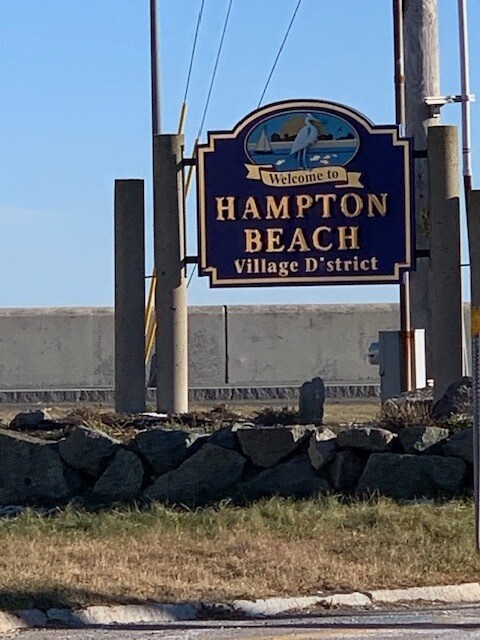 Hampton Beach directly across the street - 615 Ocean Blvd Unit Seaside Escape