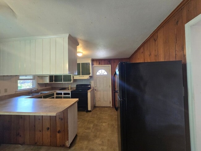 Photo - 5206 Shagbark Rd