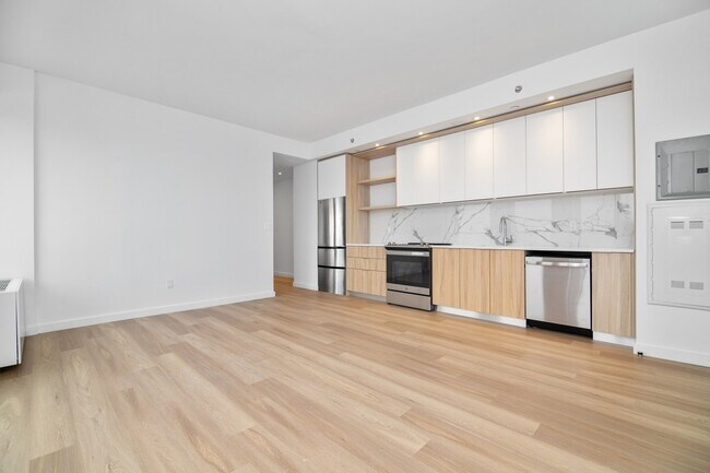 71-82 Parsons Boulevard