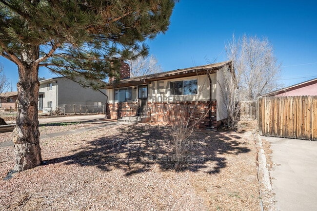 Photo - 3211 Fairfield Ln