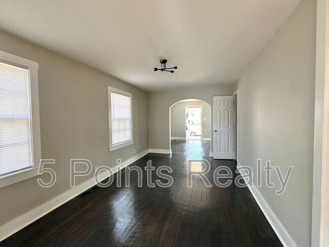 Photo - 130 Orchard Dr