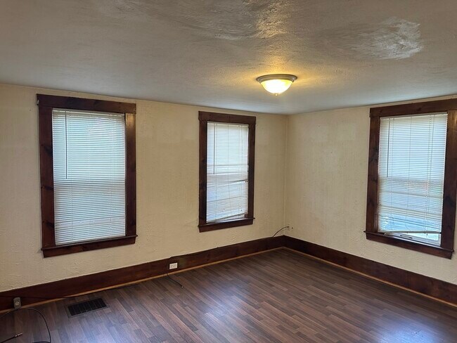 Photo - 32 Main St Unit 1