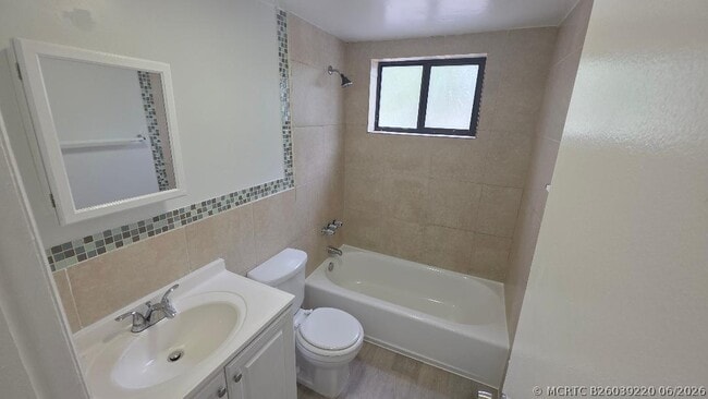 2250 NW 183rd St Unit 1