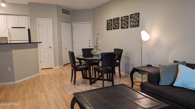 1701 E Colter St Unit 267