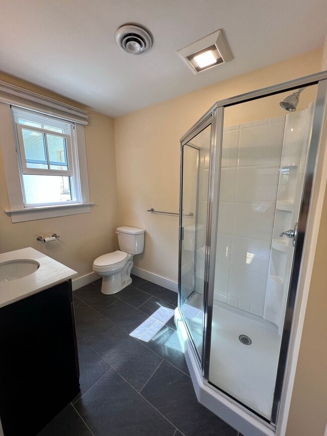 Photo - 33 Pine St Unit Apt. 3