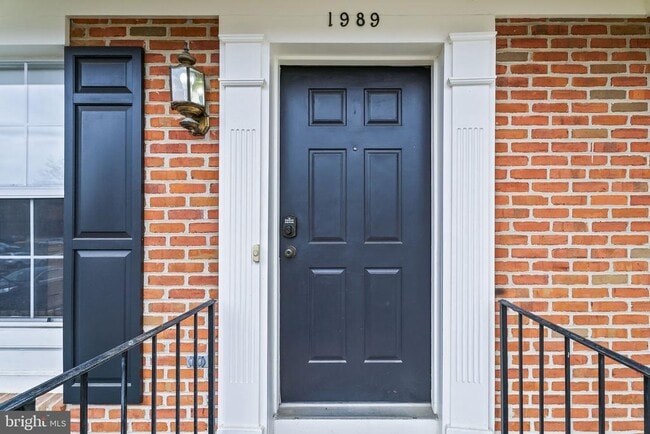 Photo - 1989 Bowline Loop