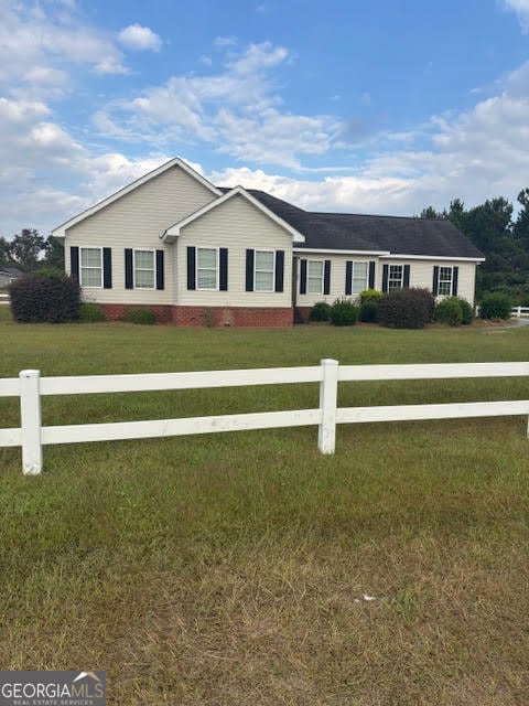 Photo - 463 Coachs Way