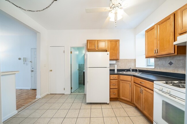 Photo - 314 Paterson Plank Rd Unit 3B