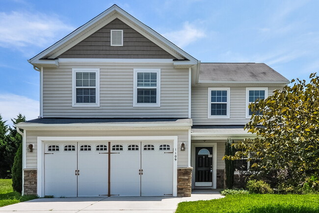 Photo - 1109 Braemar Highland Dr House