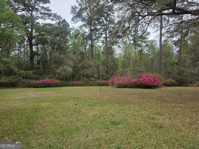 Photo - 583 Mill Pond Rd