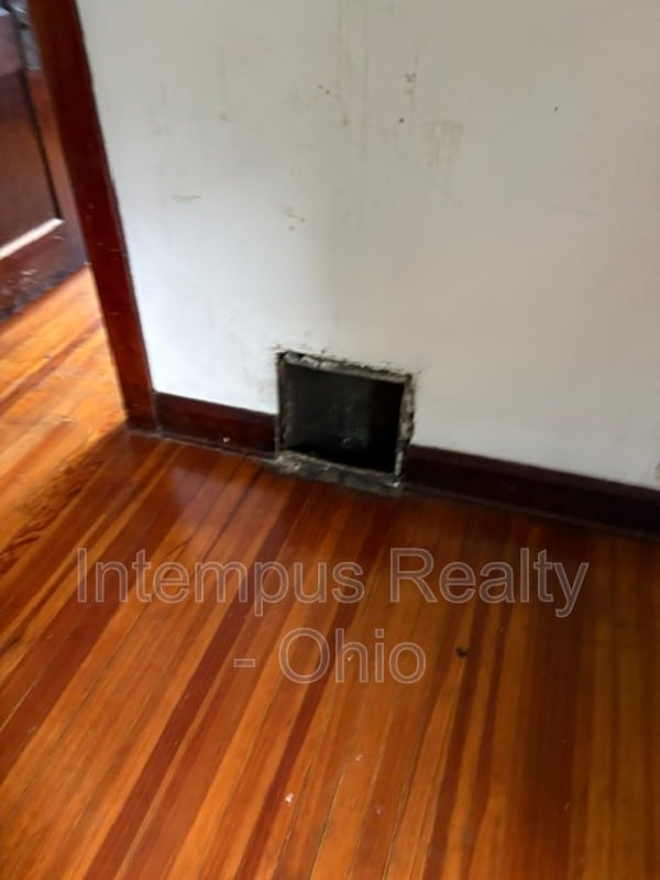 Photo - 329 Hayes Ave