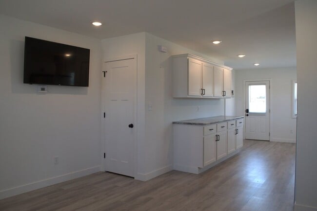 Photo - Cool 2 Bed House In Central COMO!