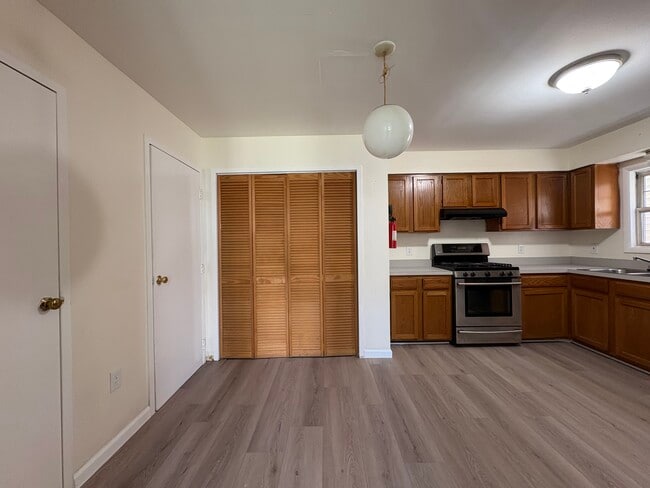 Photo - 174 Dwight St Unit 1