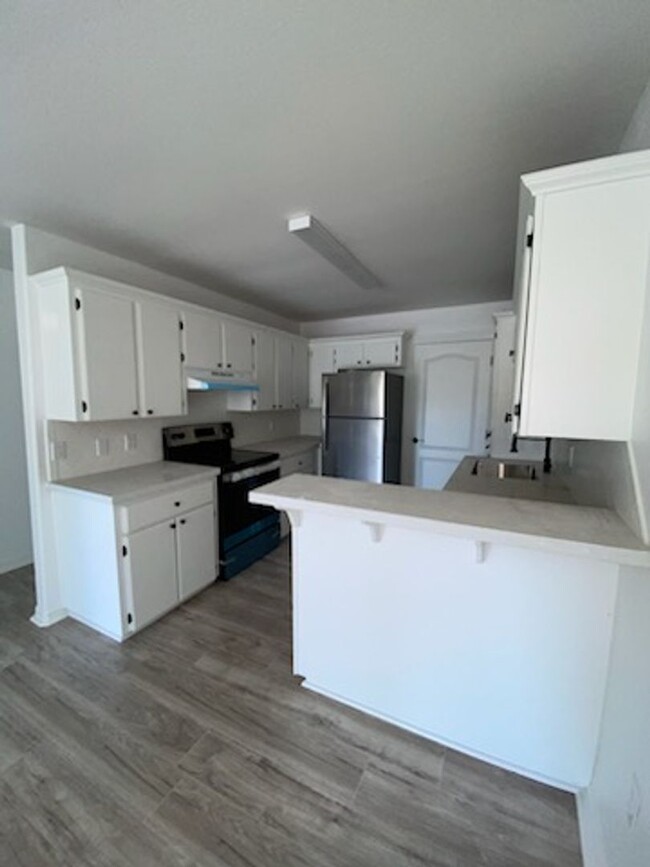 Photo - 159 N Bridge Ave Apartamento Unidad #A