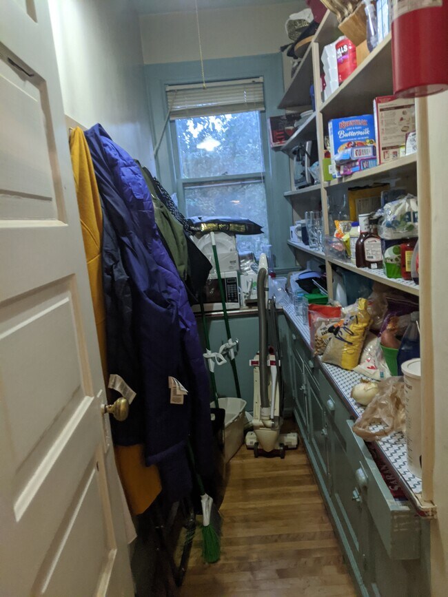 Photo - 2511 S Williams st Unidad Lower