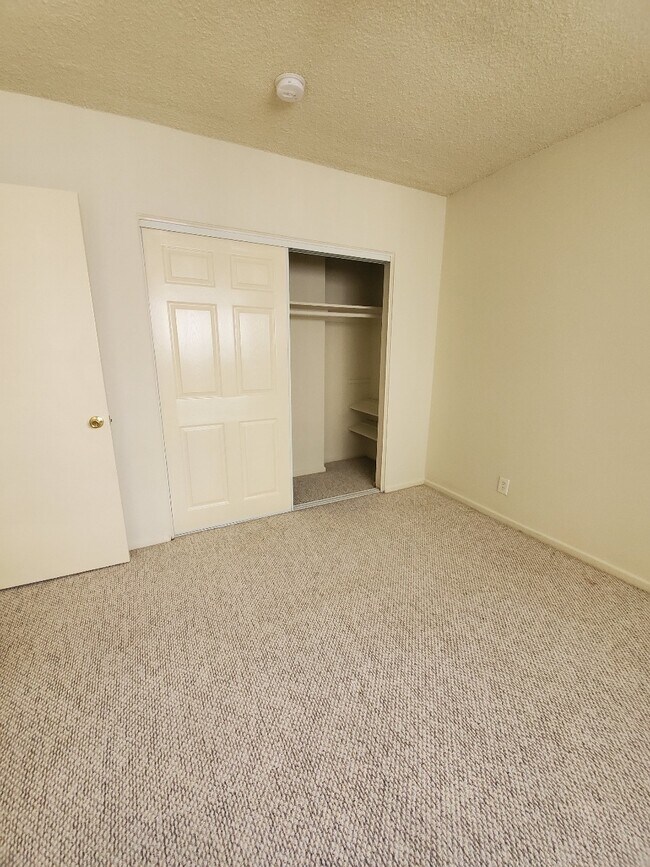 Photo - 4477 Colbath Ave